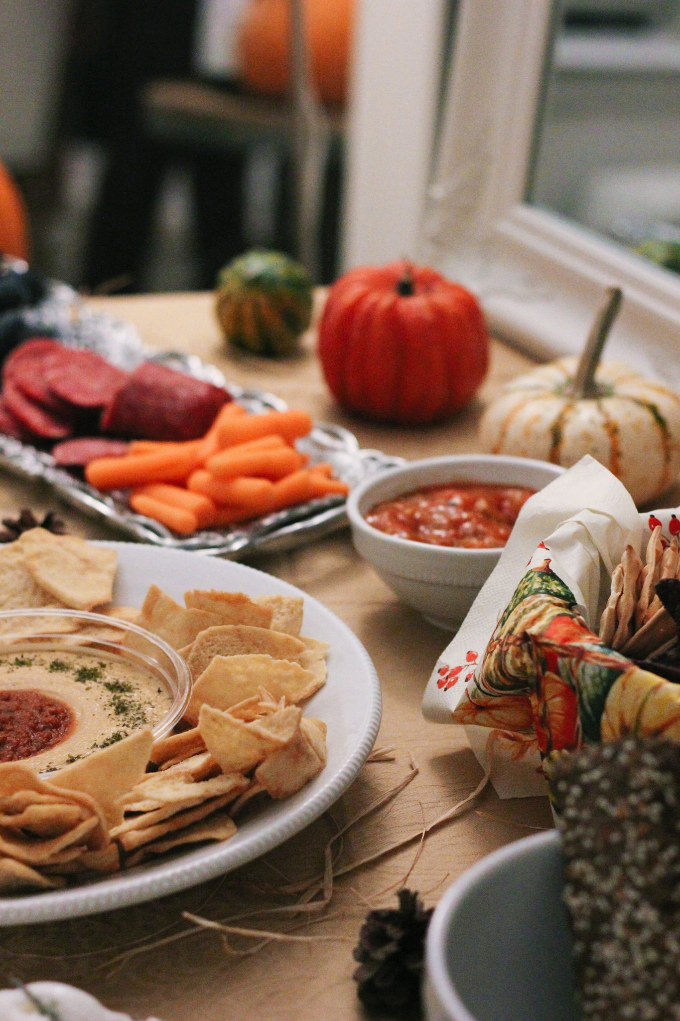 Setting the Thanksgiving Table